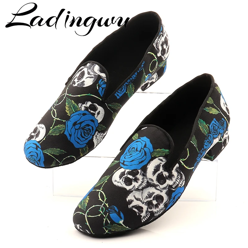 Ladingwu zapatos de baile para hombre, zapatillas profesionales latinas, zapatos de baile de salón, calaveras de Holloween, garabatos de mezclilla,