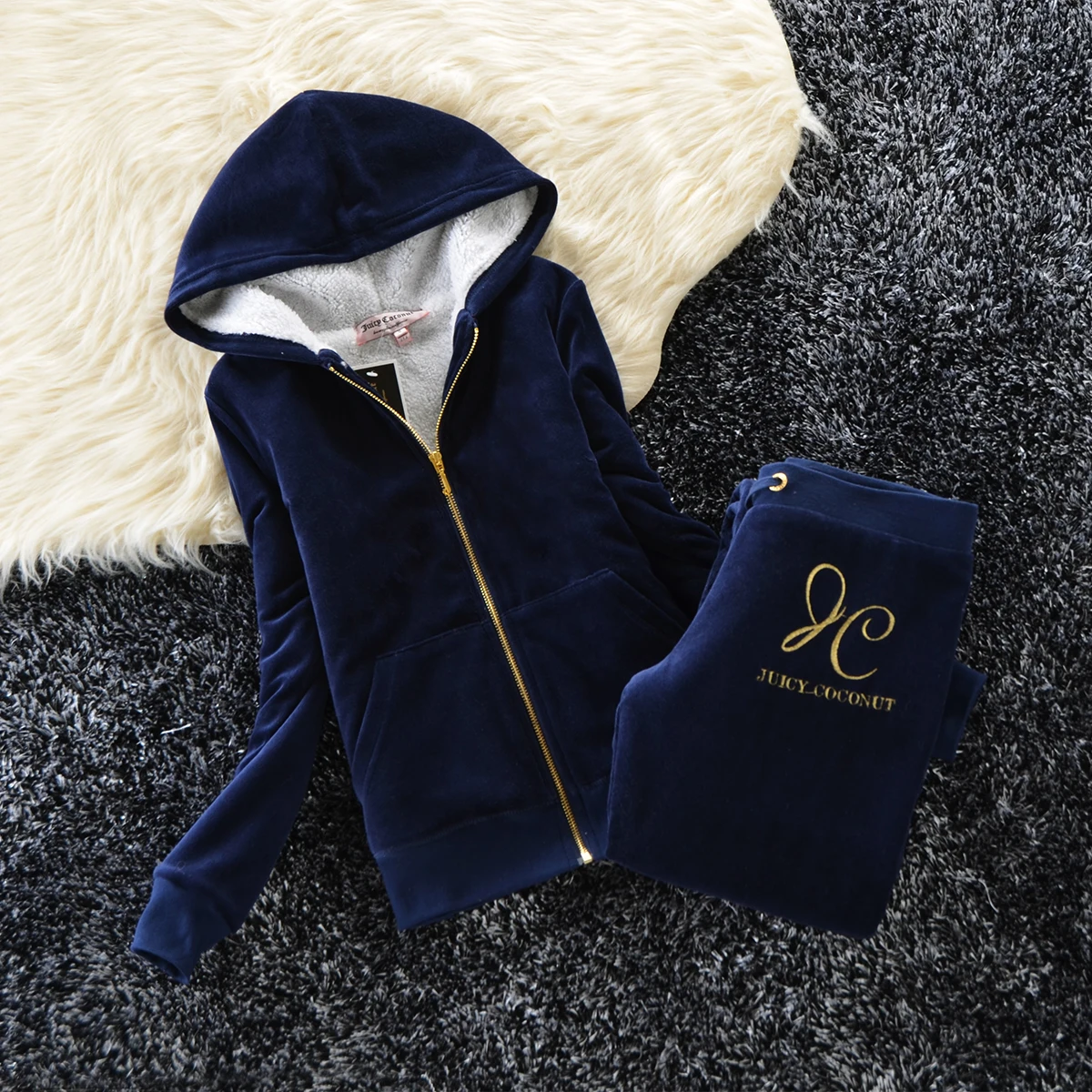 Juicy Lovers Brand Berber Fleece Velvet Women Sporting Suits Winter Outdoor Jogging Tracksuits Hooded Collar Sportswear suit