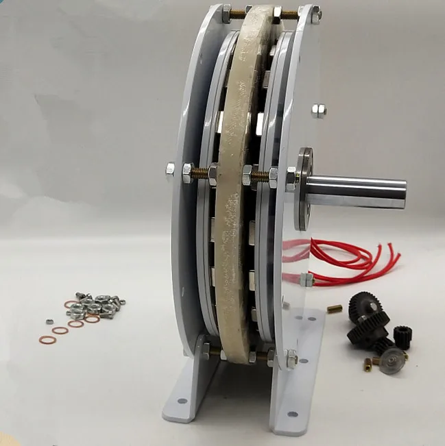 2000W Daya Tinggi Disc Tanpa Biji Generator Efisiensi Tinggi Magnet Permanen Kecepatan Rendah Resistansi Rendah