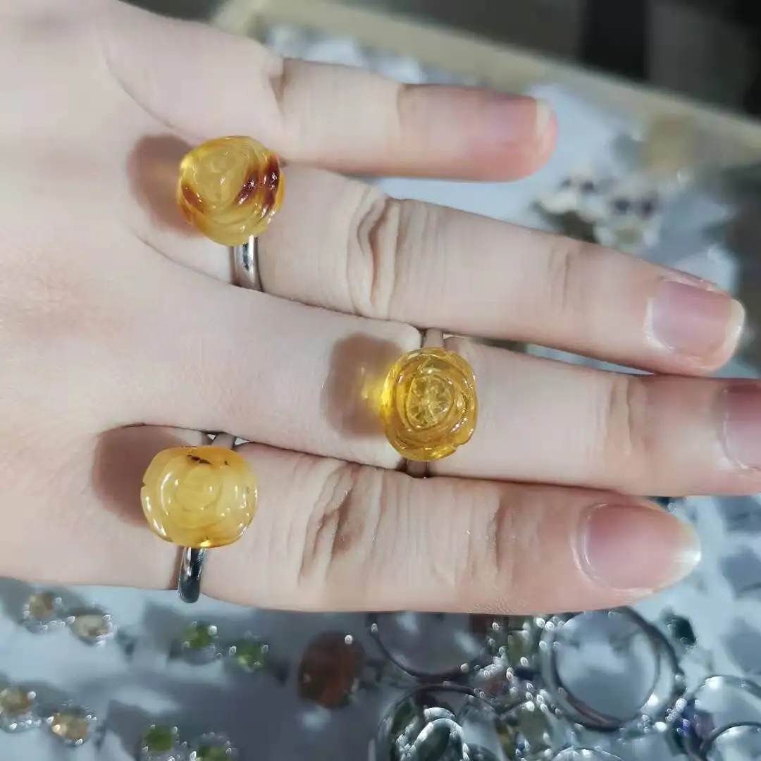 1pcs/lot natural Amber rose ring Simple three-dimensional accessories gem wholesale jewelry Organic gems bijoux femme bague takı