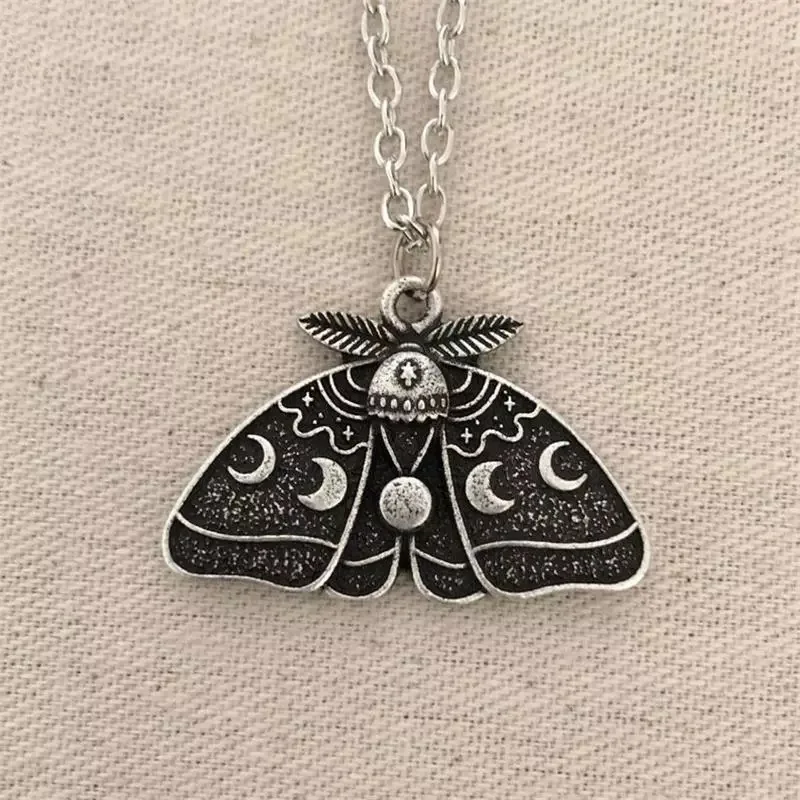 2021 Gothic Women Vintage Moon Phase Luna Moth Chain Pendant Necklaces Aesthetic E Girl Goblincore E Girl Female Bijoux Jewelry