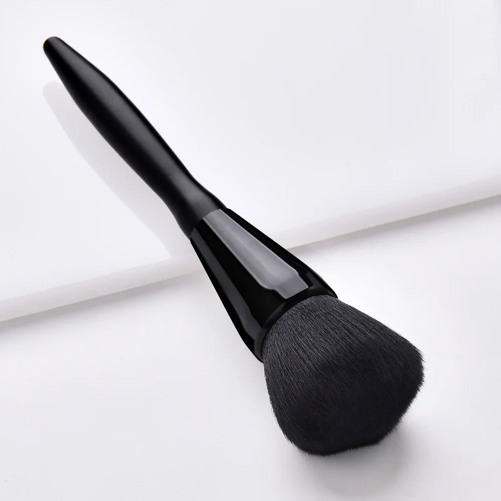 1pcs Face Makeup Brushes Foundation Powder Brush Cosmetic Highlighter Blush Concealer Cream Facial Contour Beauty Make Up Tools