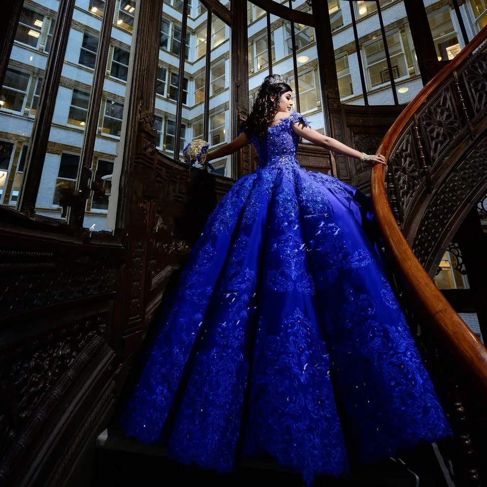 Modest Royal Blue Quinceanera Kleid Kristall Perlen Spitze Applique Vestidos Para XV Años Süße 16 Kleid robe de soirée