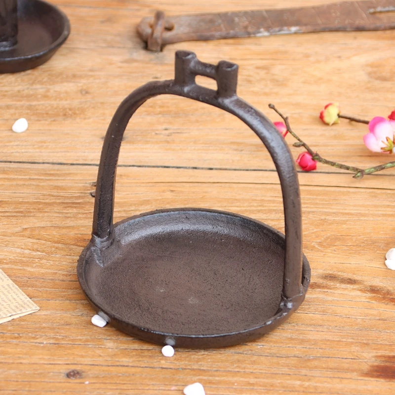 

Retro Brown Round Cast Iron Storage Dish For Key With Welded Handle Farm House Accents Handmade Home Garden Table Jewelry Holder