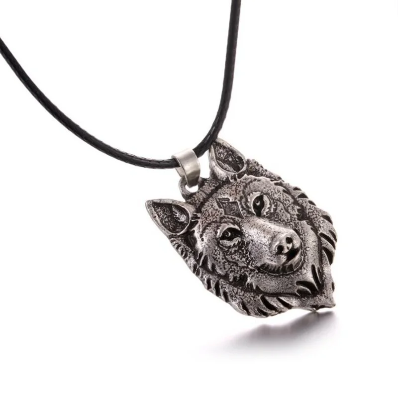 Wolf Head Necklace Animal Power Norwegian Viking Charm Pendant Accessories Gift Metal Chain Women's Accessories Personality Tote