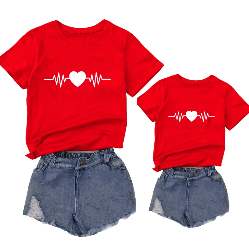 2021 New Cute Family Look Matching Clothes Mommy And Me Tshirt Mother Daughter Son Outfits Women Mom T-shirt Baby Girl T Shirt