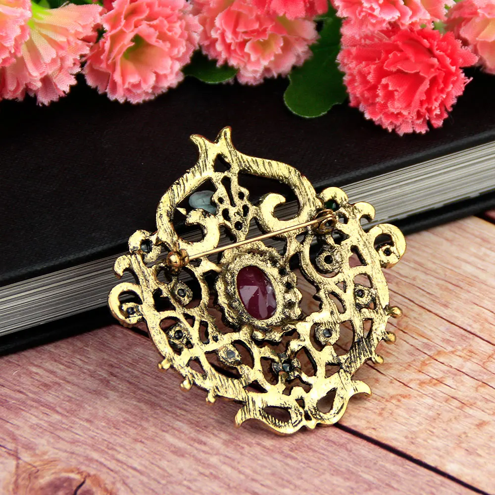 Sunspicems Vintage Turkish Crystal Brooch Pin for Women Hijab Lapel Resin Jewelry Hat Badge Antique Gold Color Bohemia Gift