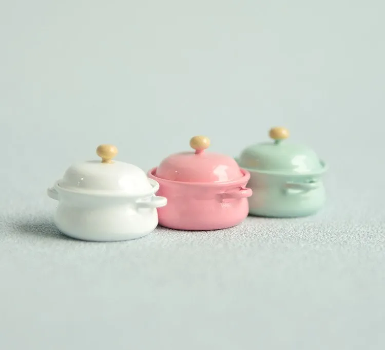 

Dollhouse 1:12, 1:8 OB11 GSC Candy Colors Soup Pot Mini Model Pot Tiny Product Miniature For Kitchen