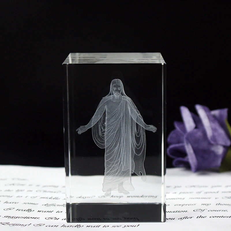 Church Souvenirs Crystal Cube Jesus 3D Quartz Crystals Laser Engraved Jesus Holy Statues Christian Decoration