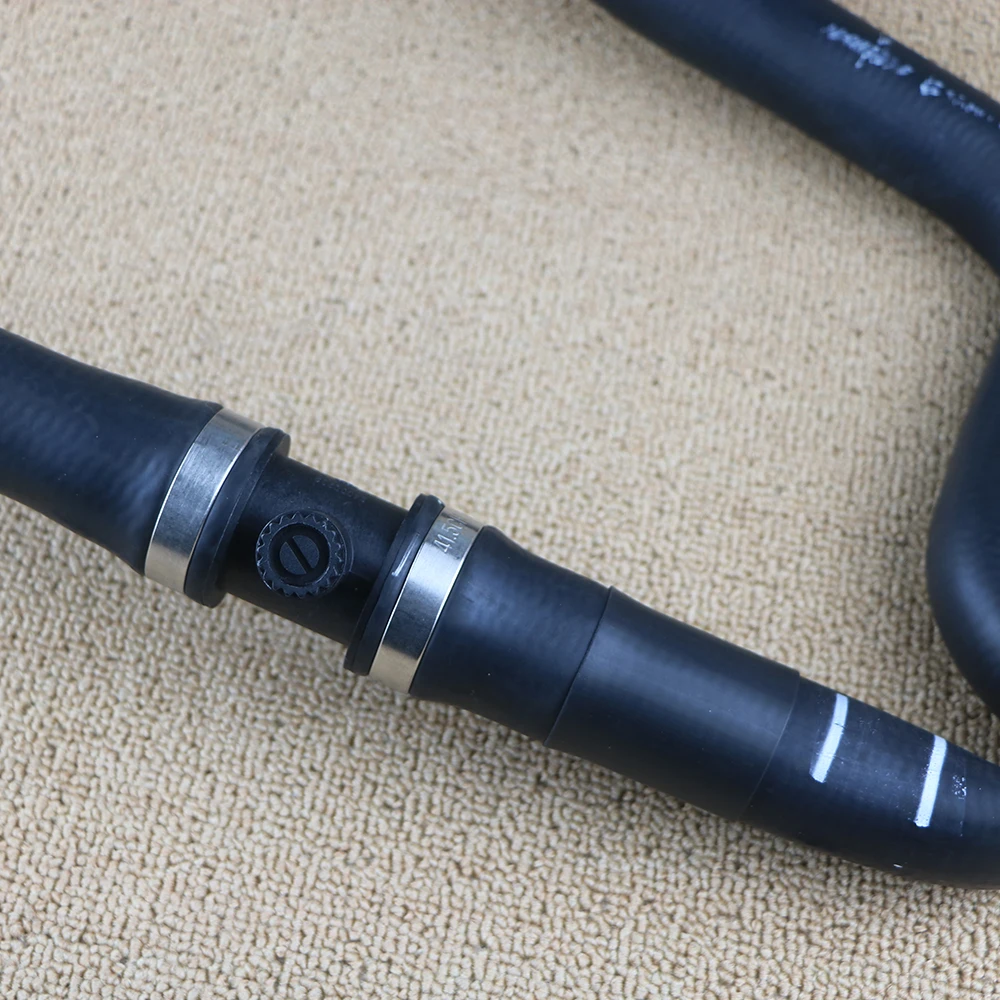 31319605  Radiator hose upper  For VOLVO S80 S60 V70 V60 XC60 2010 2011 2012 2013 2014 2015 2.0T