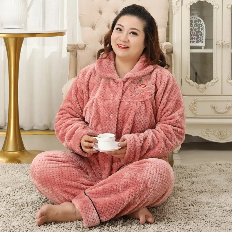 Plus size Winter Keep warm pajamas sets women Thicken flannel fashion Long sleeves trousers sleepwear women 130kg 38386