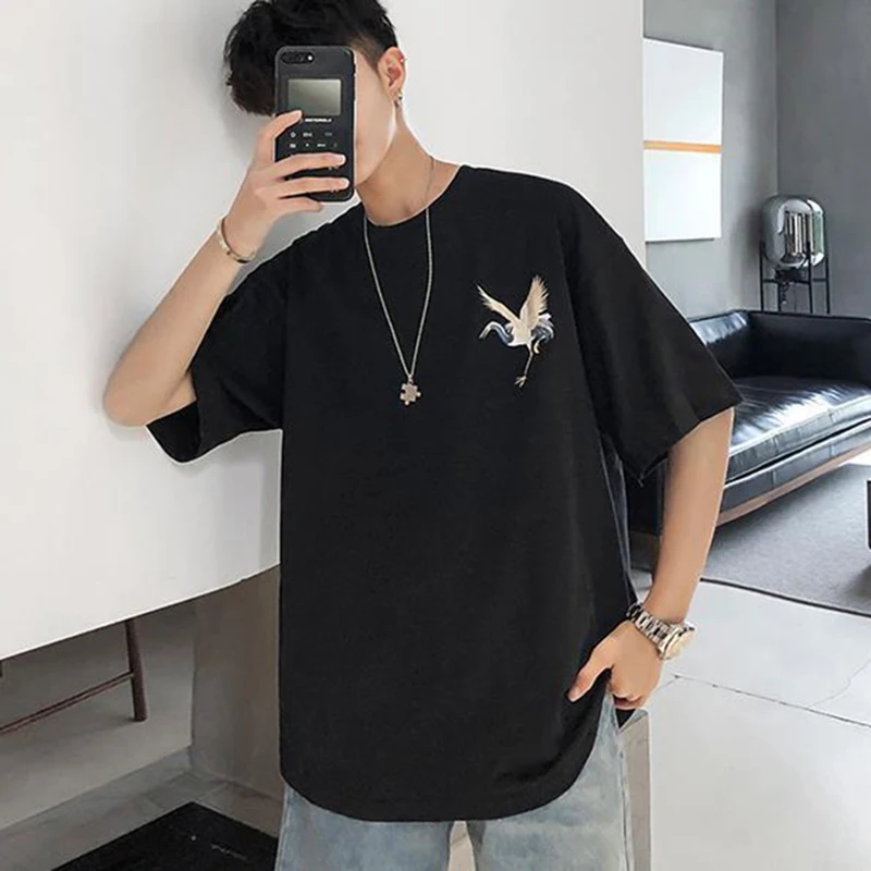 2022 Summer Cartoon Anime Graphic Crane Short Sleeve Men T Shirt Loose All-match Handsome Teenager Boys Oversized Couple Clothes