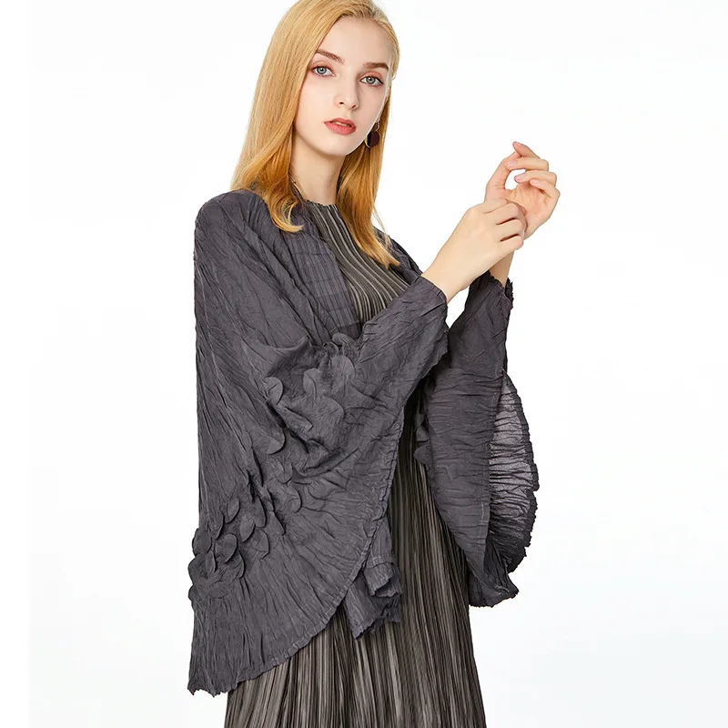 Jacket For Women 45-75kg 2022 Spring Summer High Quality Miyake Pleated Loose Scarf Collar Batwing Sleeves Short Coats