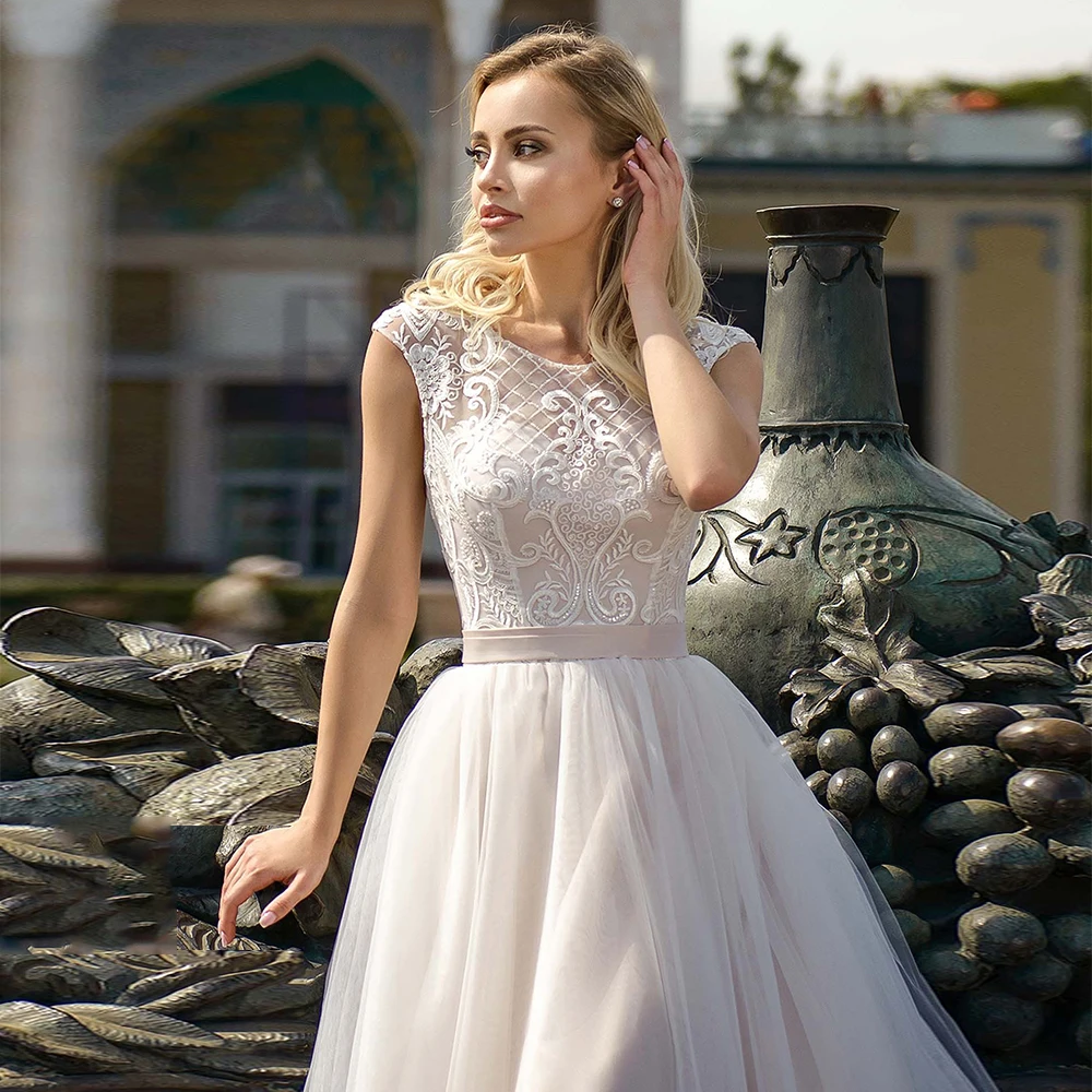 Vestido De Novia elegante con cuello redondo, manga casquillo, apliques De encaje, botón trasero, tul, cinturón, 2024