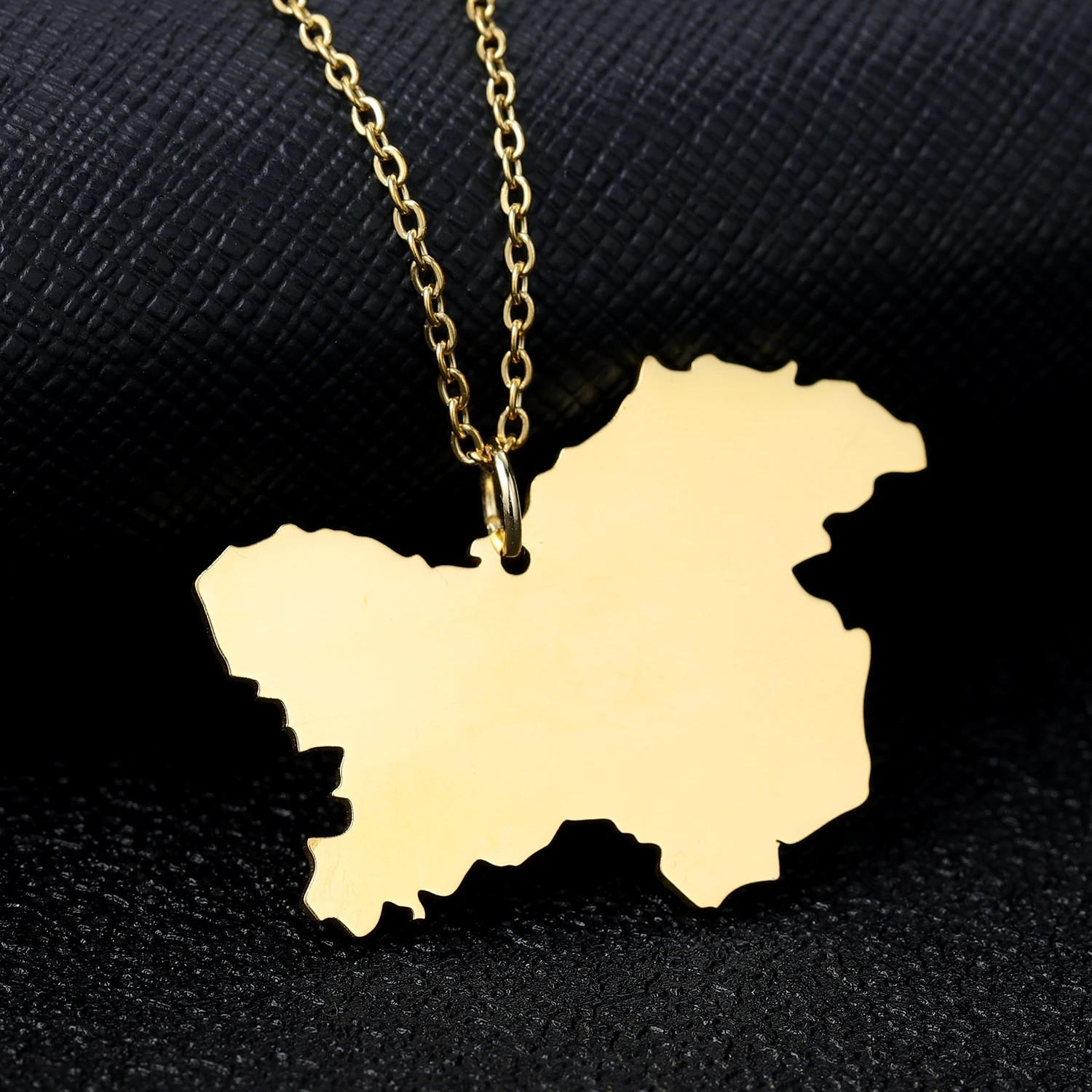 Anniyo Map Ecuador Map Pendant Necklaces for Women Gold Color Charm Maps Jewelry Ecuadorian Patriotic Best Gifts Afghanistan