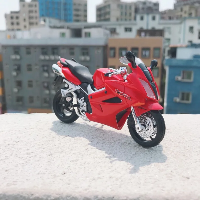 Maisto NEW 1:18 Scale HONDA VFR  Motorcycle Model Toy Alloy Off-Road Racing Motorbike Africa   Motor Motorcycles Toys For