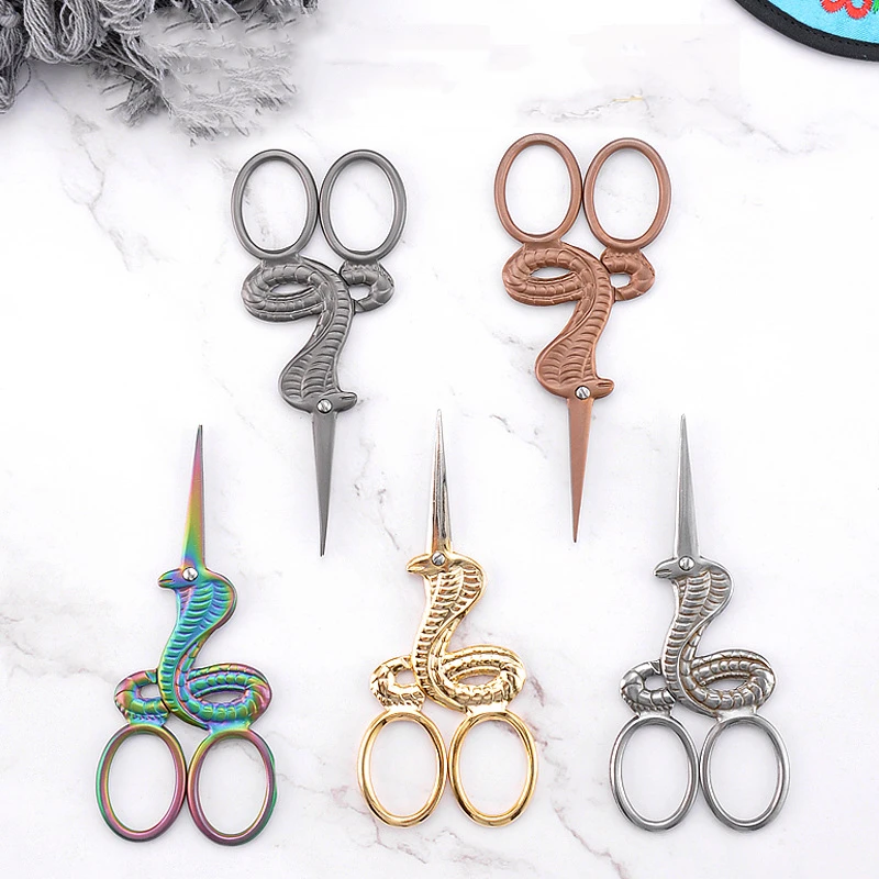 

Snake shape Professional Sewing Scissors Embroidery Sewing Supplies Unicorn Scissors Manual DIY Antique Vintage Zig Zag Scissors