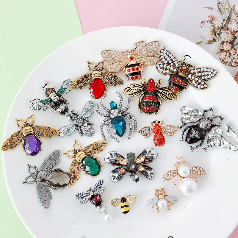 New Hot Cheap Prices Animal Metal Buttons DIY Handwork Bee Spider Decoration Mix Size 5Pcs/Lot Rhinestones Crystal Accessories