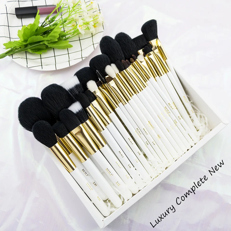 BEILI 32 pieces XGF Goat hair Luxury Professional Makeup brushes set Foundation Powder Blending Concealer Pearl white gold brush