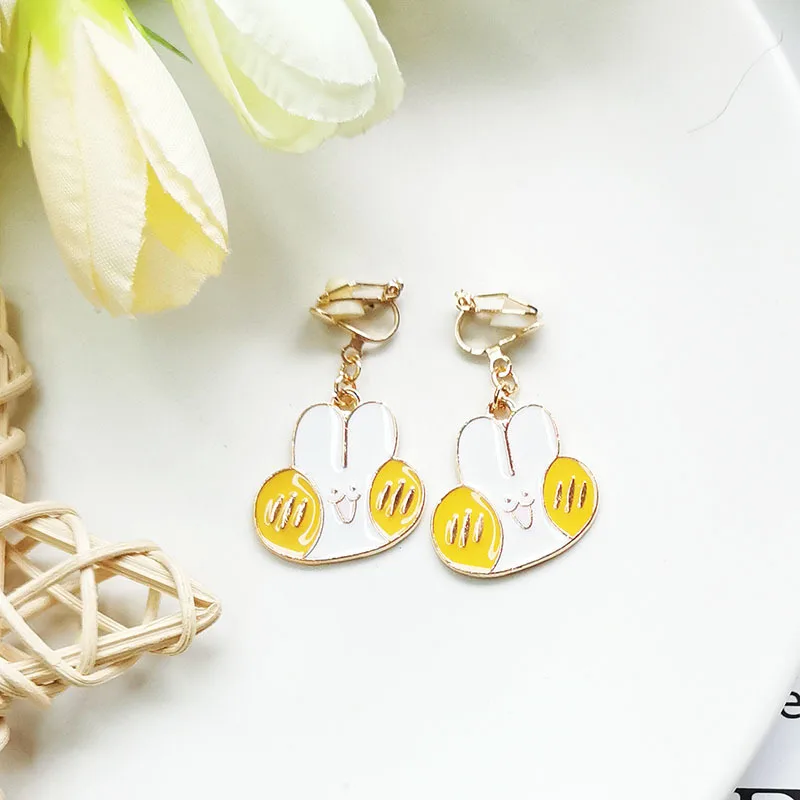 WENHQ Korean Cute Gold Color Rabbit  Frog Meteor Shape Clip on Earrings No Pierced Party Birthday Fashion Jewelry Cuff Earrings