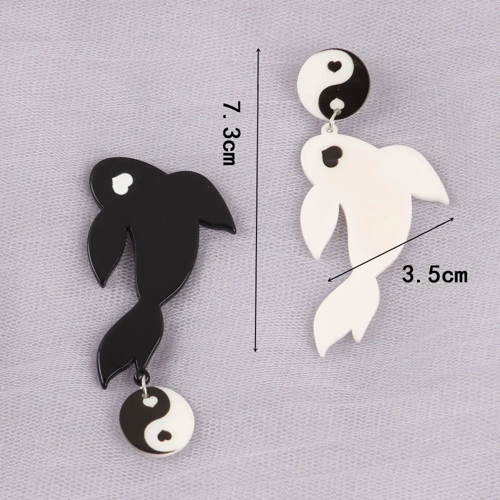 Fashion Black White Asymmetrical Gossip Fish Drop Earrings For Women Creative Tai Chi Yin Yang Animal Dangle Earrings Jewelry