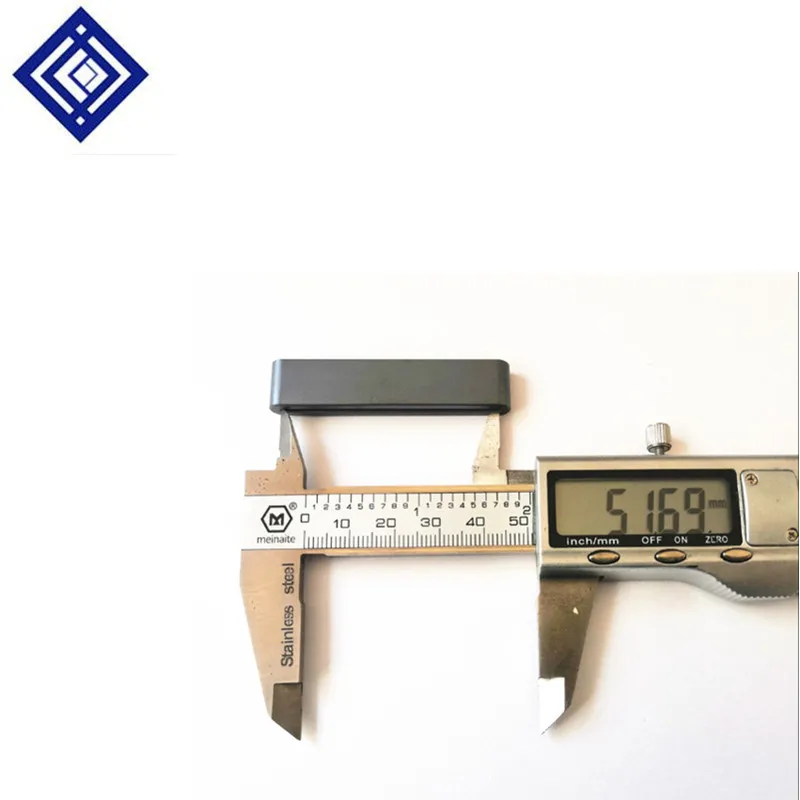 حلقة مغناطيسية مسطحة عالية الجودة من النيكل والزنك والفيريت FS7.6 * 6.5*12 ، حلقة مغناطيسية مسطحة تنعيم عالية التردد 40 نواة