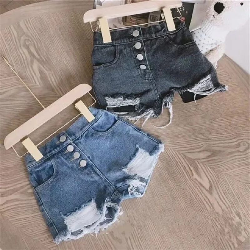 New Girls Spring And Summer Clothes Ripped Jeans Korean Denim Shorts Children\'s Worn Button Denim Hot Pants