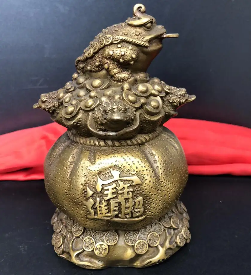 

China brass archaize recruit wealth gold toad crafts statue