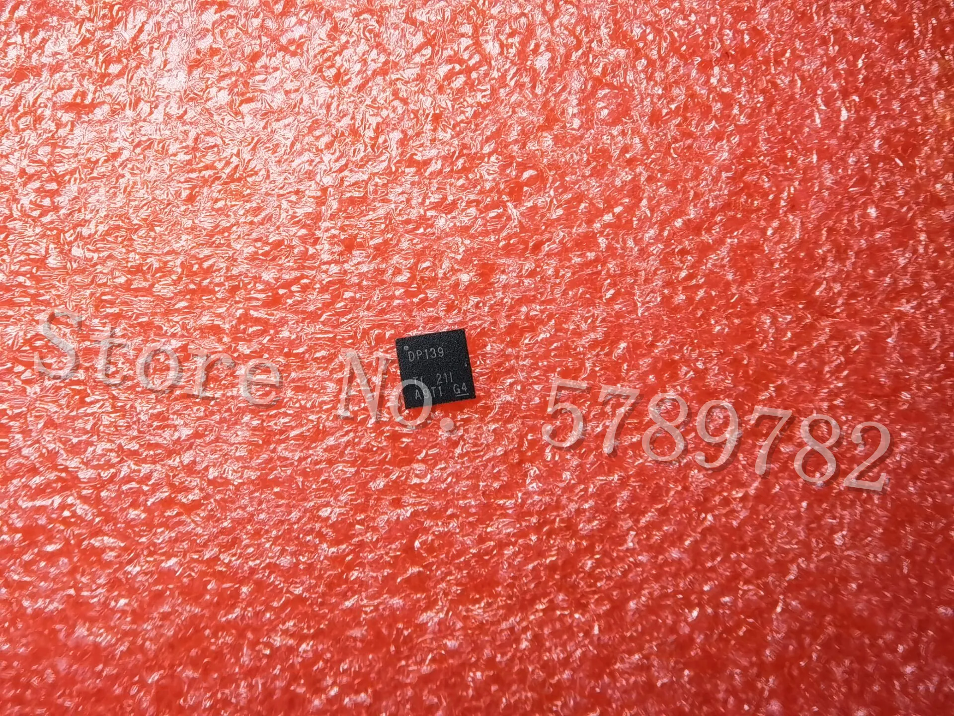 1 pçs/lote DP139 SN75DP139RSBR QFN40