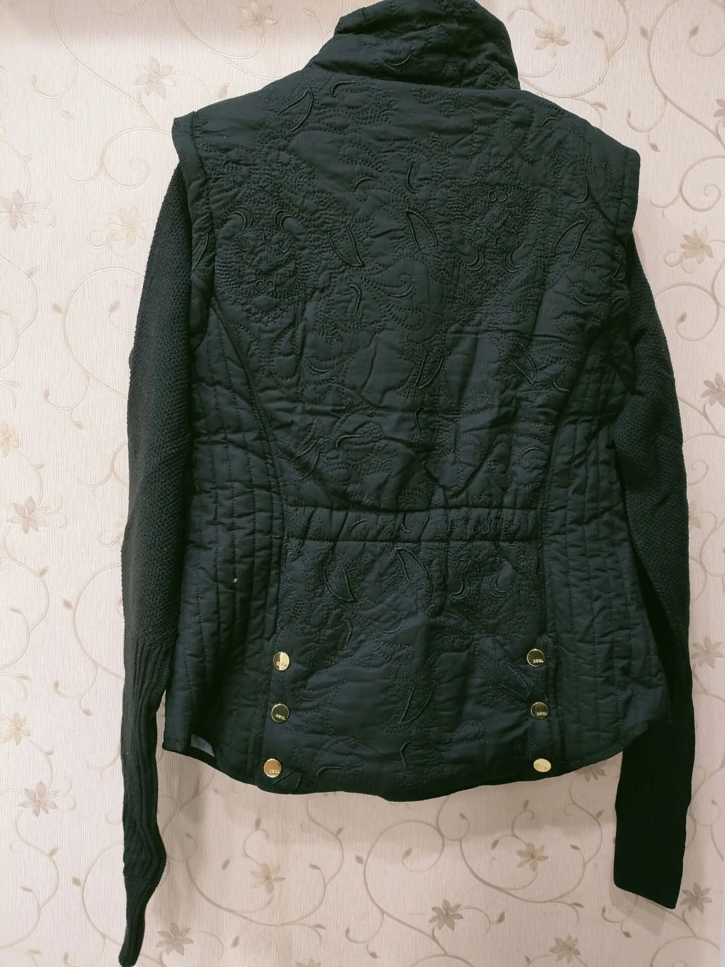 

Black Embroidered Warm Soft Knitted Sleeves Detachable Cotton Jacket Coat