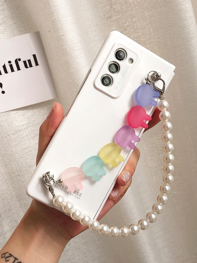 For Samsung Galaxy Z Fold 6 5 4 3 2 5G Luxury Fashion Super Cute Candy Rabbits Pearl Hand Chain White Painted Hard Case Cover