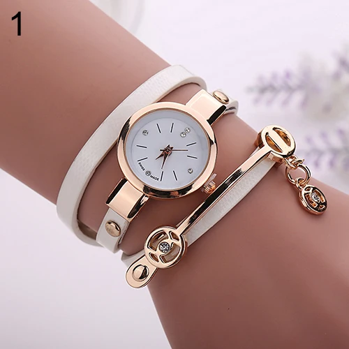 Reloj de pulsera a la moda para mujer, reloj largo y delgado con correa de piel sintética, reloj de pulsera de cuarzo con diamantes de imitación, nuevo reloj para mujer