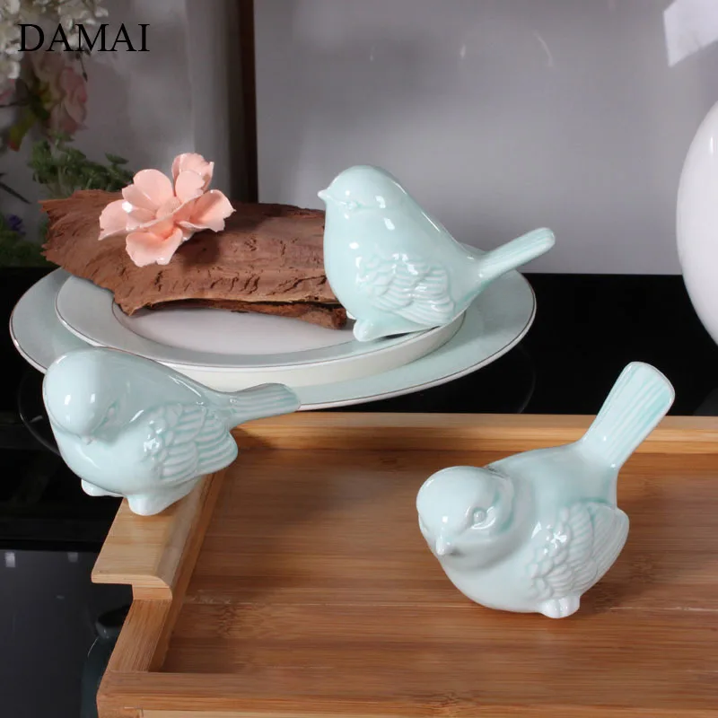 

Nordic Pastoral Ceramic Bird Figurine Creativity Simplicity Animal Decor Statue Desk Decorative Ornaments Living Room Decoration