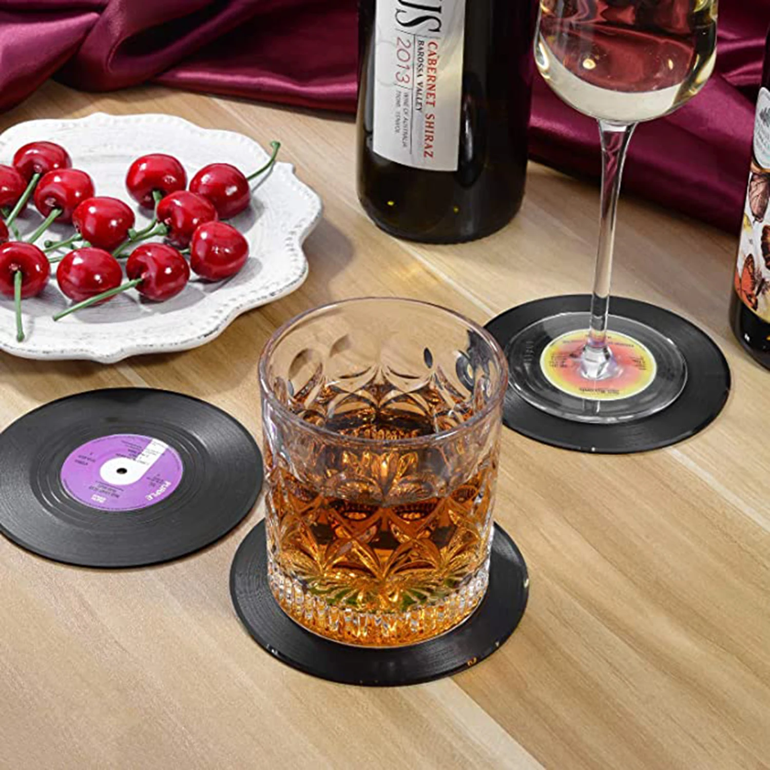 6 Pieces Vinyl Record Coasters Floppy Disk Cup Mat Bar Accessory Set Heat-Insulated Cup Coffee Mats Drinks Holder Home Decor