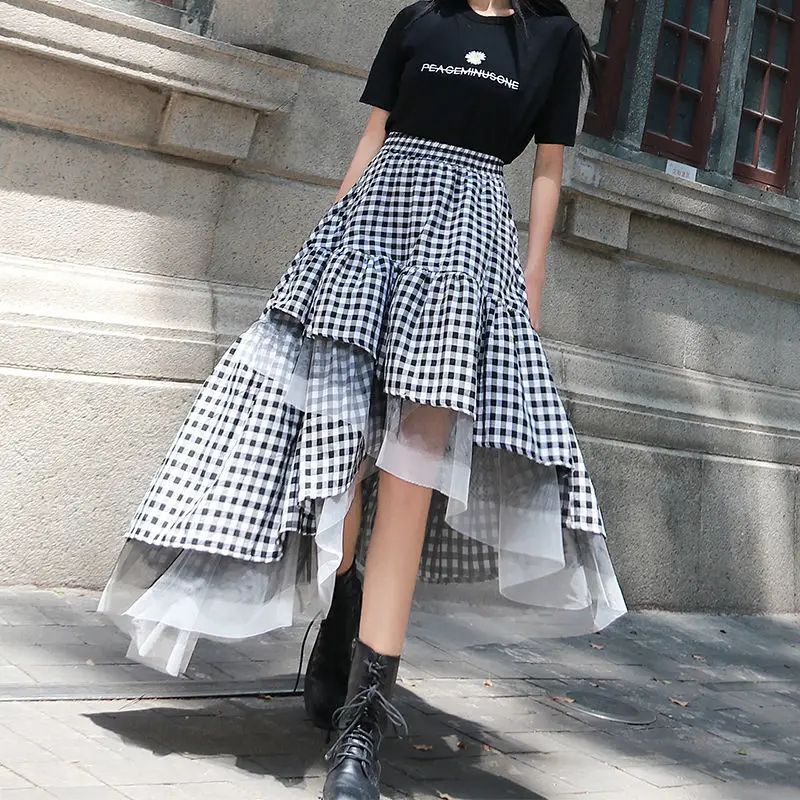 Fall 2020 New Women's Black White Lattice Pattern Stitching Cover Skirt Mid-Length Irregular Mesh Skirt Pettiskirt Pleated Skirt