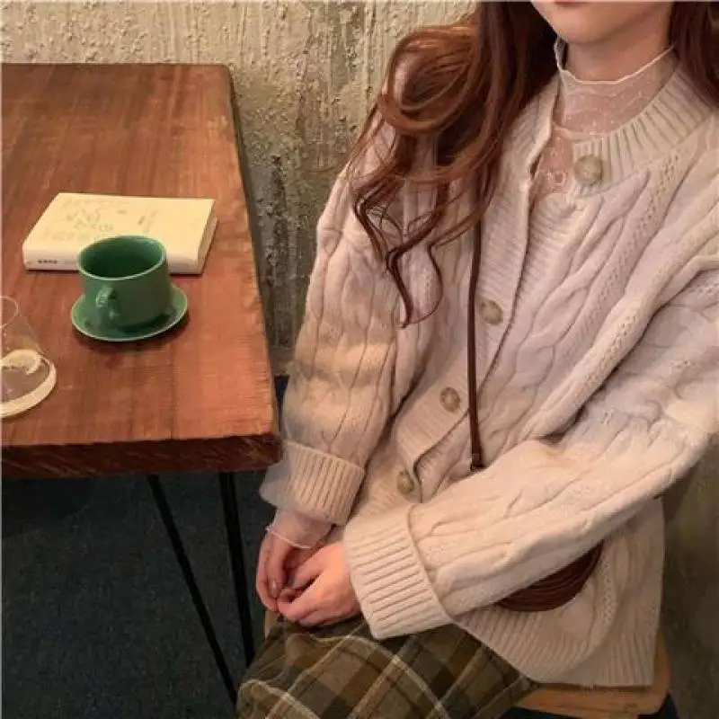 New Wine Red Cardigan Sweater Korean Vintage Fried Dough Knitting Single Breasted Style Black O-Neck Loose Sweater Coat