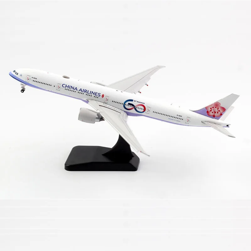 1:400 Scale China Airways B777-300ER Airlines Model with Base Alloy Aircraft For Collectible Souvenir Show Gift Toys