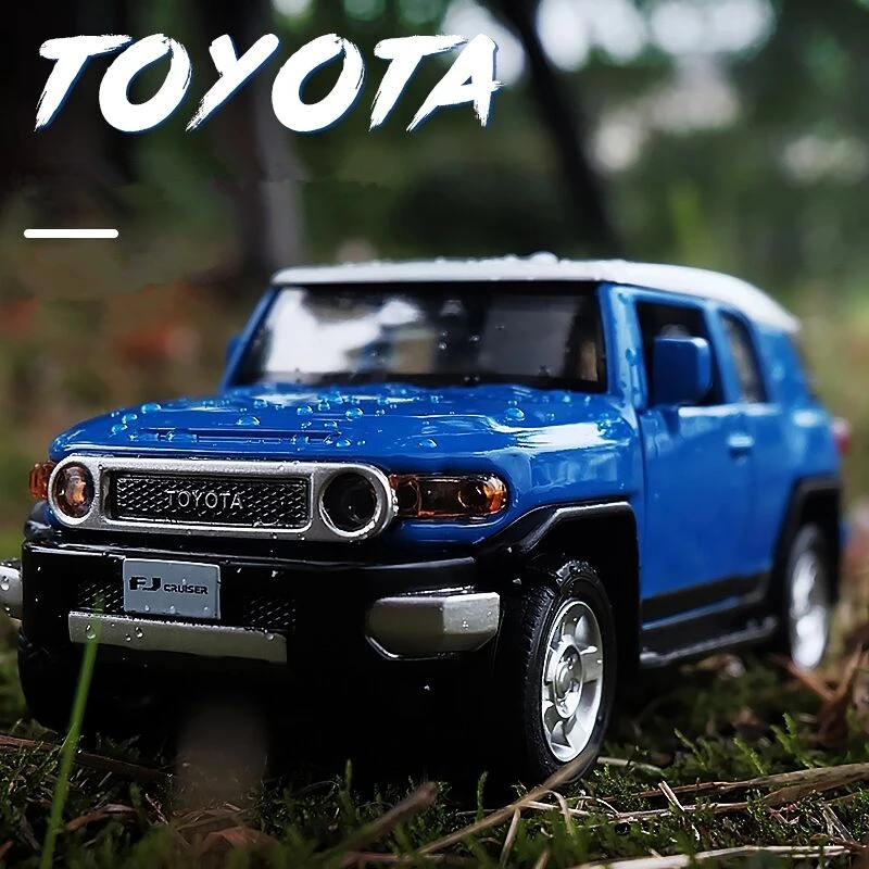 1:32 FJ Cruiser Alloy Car Model Diecasts & Toy Metal Off-road Vehicles Car Model Sound and Light High Simulation Childrens Gifts