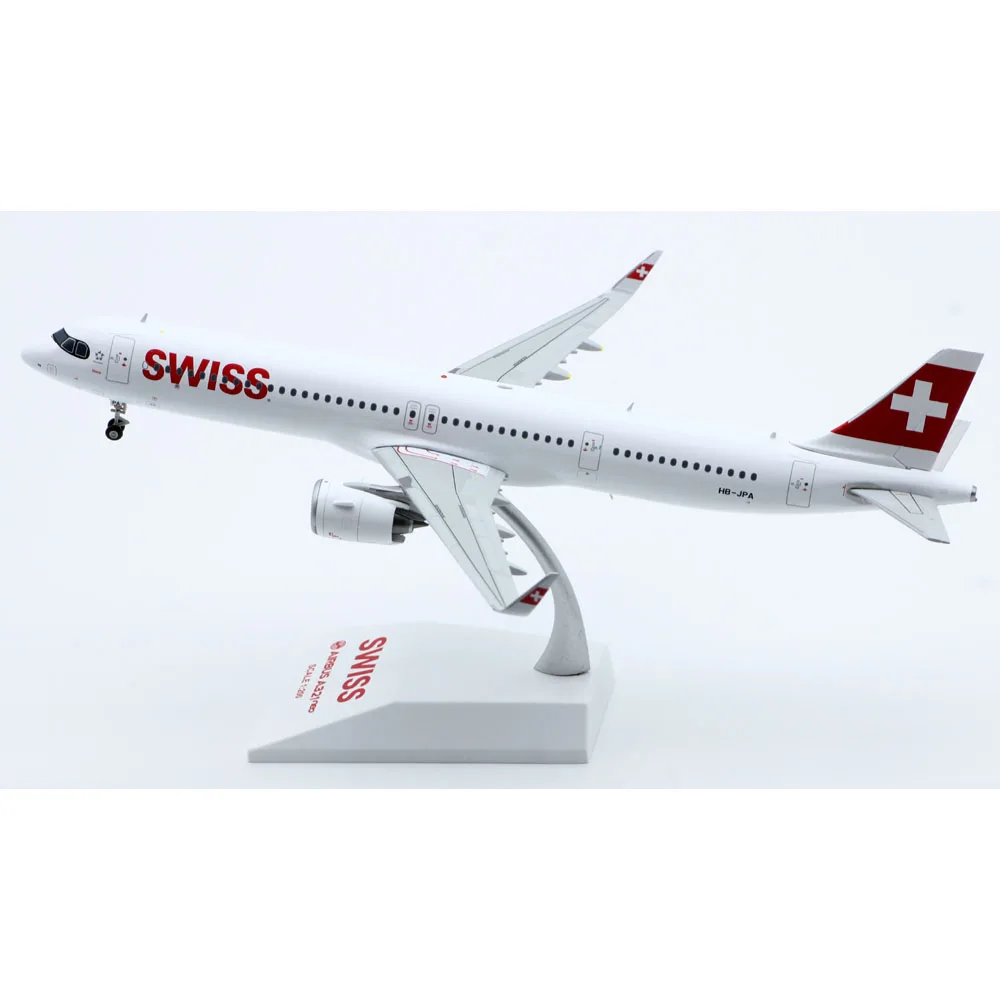 1:200 Alloy Collectible Plane JC Wings EW221N007 Swiss Airlines \