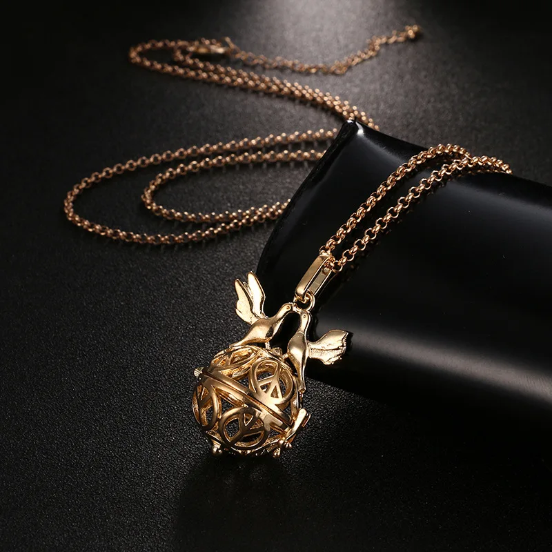New 16MM Music Ball Peace-Loving Pigeon Aromatherapy Necklace Jewelry Exquisite Fashion Perfume Locket Women Pendant Accessories