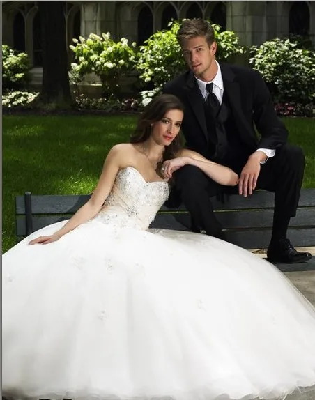 Robe de bal en Tulle, tenue de demoiselle d'honneur, décolleté en cœur, dos ouvert, avec des appliques en dentelle à lacets, des pierres précieuses et des perles, 2018