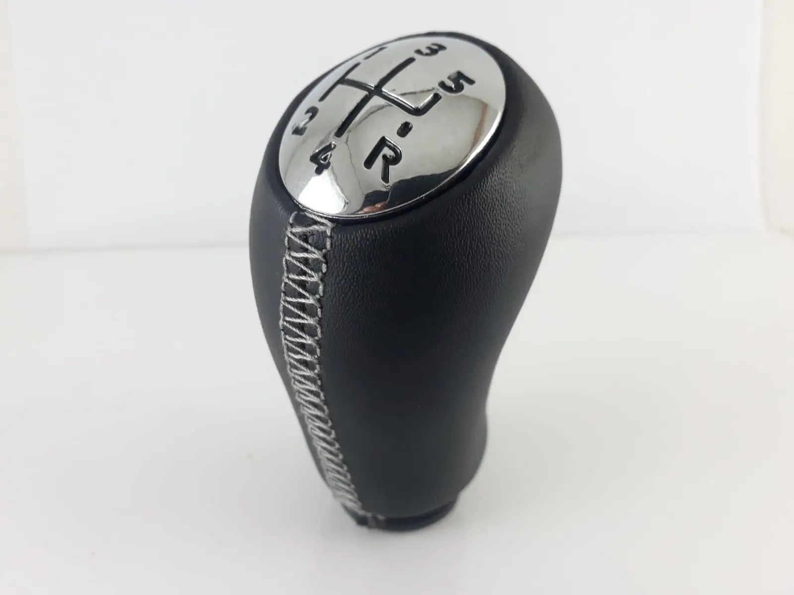 5 Speed Gear Shift Knob Leather White Color Thread for Renault Megane II MK2 Scenic 2 Clio 3 III MK3 Fluence Gear Shifter