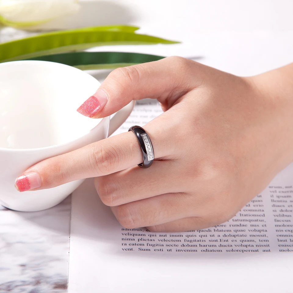 Stainless Steel AAA CZ Engagement Rings for Women/Men With Bling Crystal Smooth Healthy Ceramic Alien Finger Ring Christmas Gift