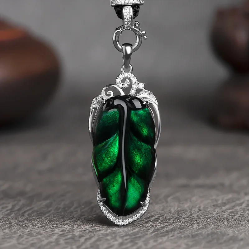 Hot selling / hand-carve  inlaid with ink and green jade leaves Necklace pendant fashion jewelry Men Women Luck Gifts