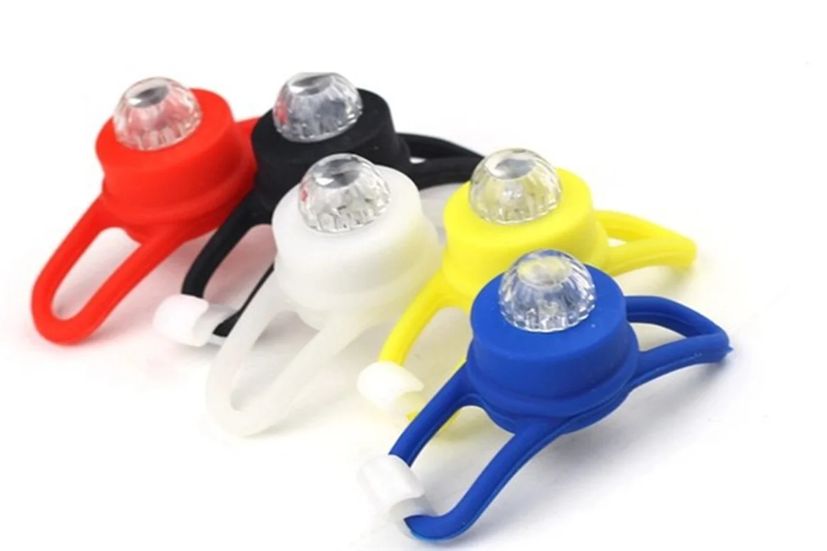 1 Piece of LED Silicone Ring Light Bicycle Safety Warning Light for Cycling Helmet Bike Frame Flash light Night Walk Running MTB