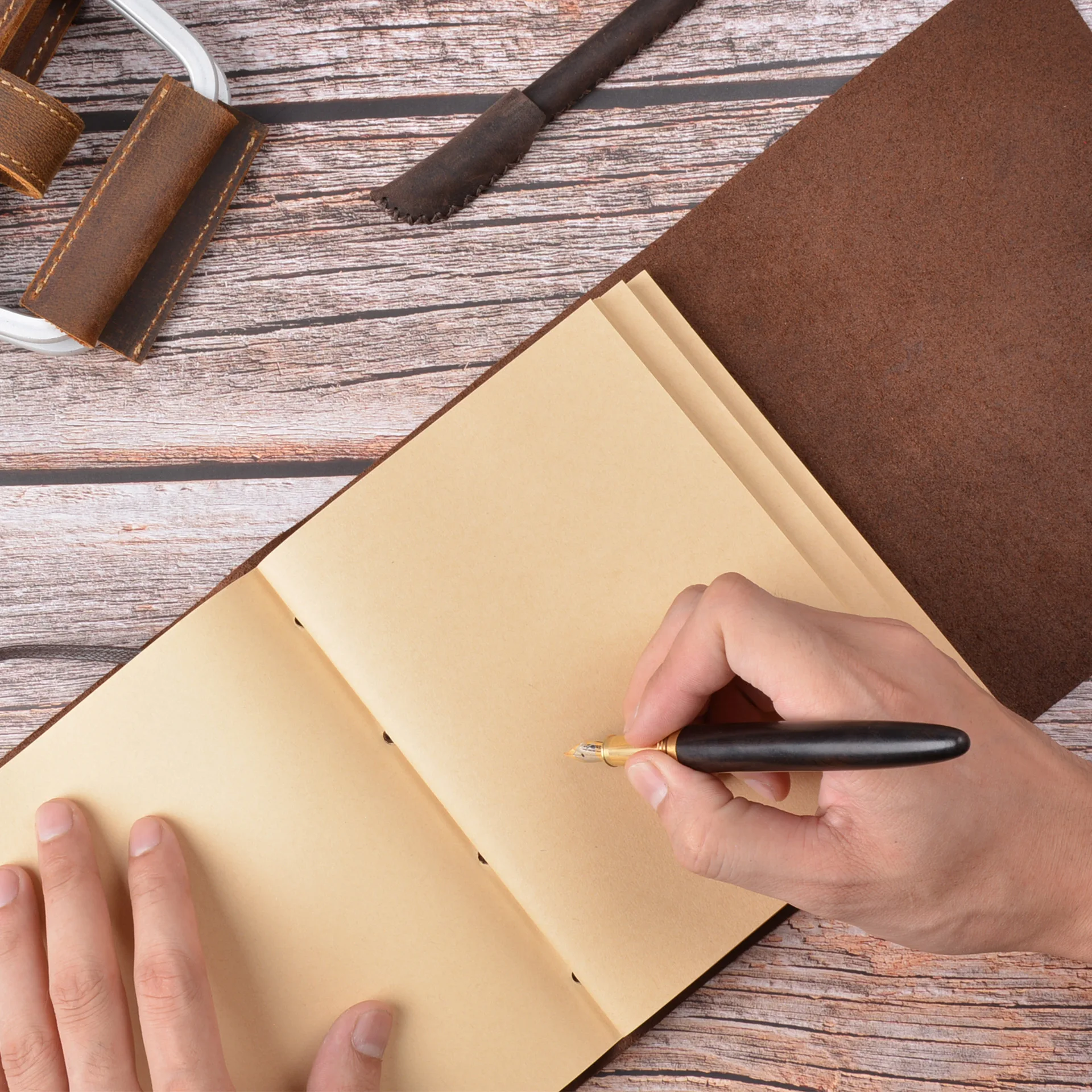 Retro Handgemachte Echte Leder Tagebuch Rindsleder Notebook Journal Vintage Rindsleder Geschenk reisenden