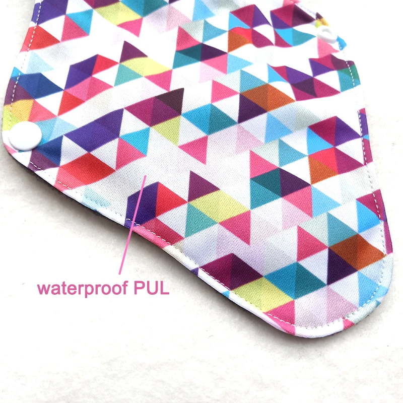 Reusable Menstrual Pads for women, Bamboo Charcoal Pantyliner,  washable sanitary napkins 7Pcs and 1 PC Waterproof Storage Bag