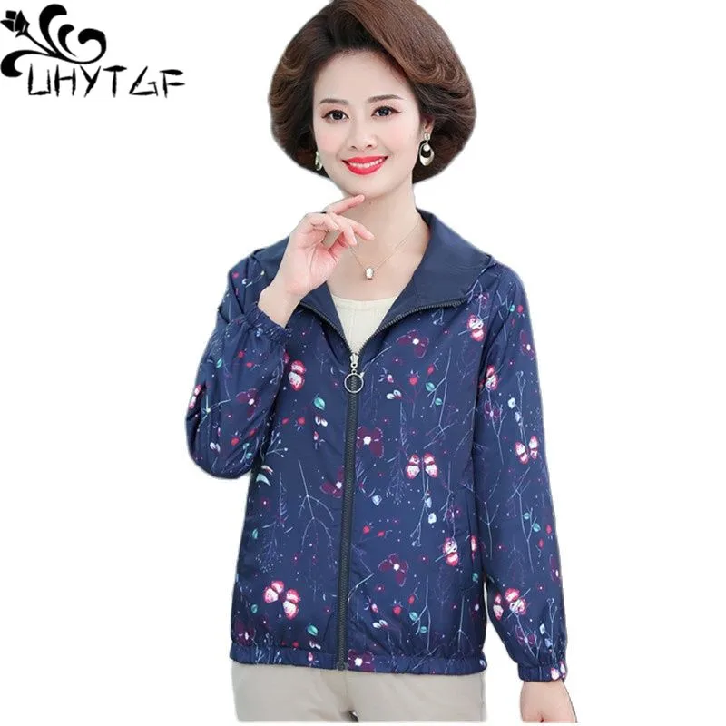 UHYTGF Middle-Aged Elderly Womens 5XL Loose Size Jacket Fashion Print Hooded Thin Spring Autumn Coat Female Short Tops Coat 1527