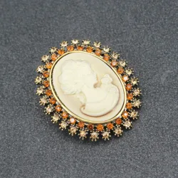 Vintage Crystal Beauty Head Brooches for Women Clothing Accessories Queen Cameo Portrait Brooch Wedding Bride Jewelry Gift