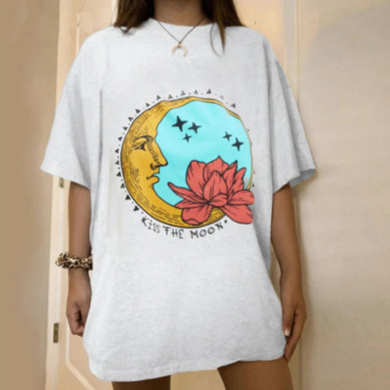 

Women Short Sleeve Cotton Fashion Tees Kiss the Moon Funny Printed T Shirt Cartoon Printing Tee Tops